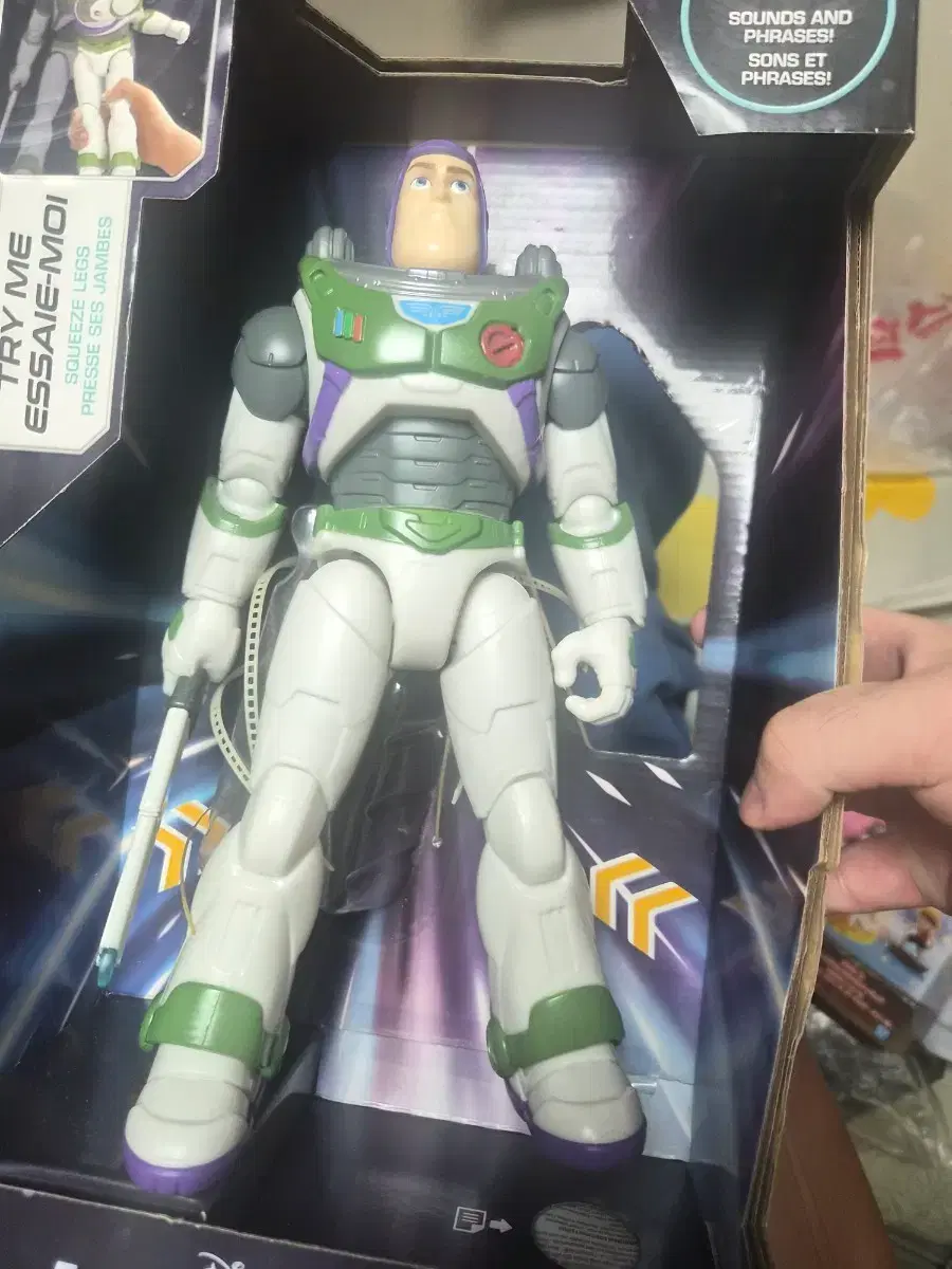 thumbnail-0